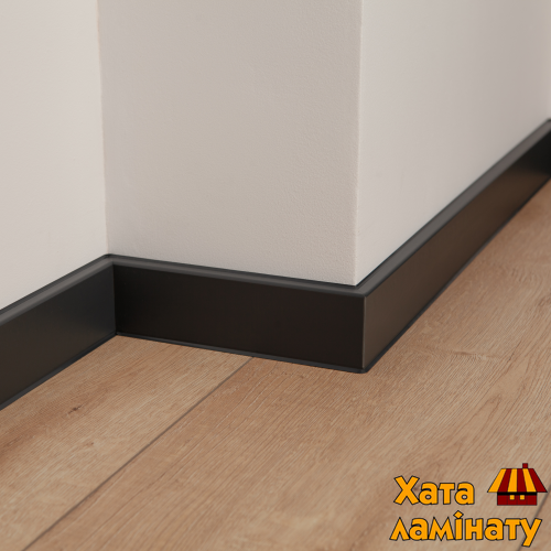 Плінтус Doellken Cubu flex 1209 антрацит 100mm Cubu 1209 100mm фото